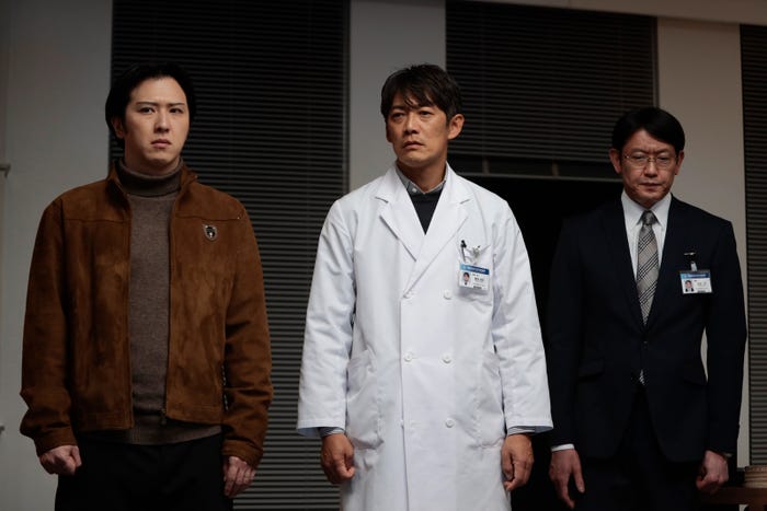 尾上松也、反町隆史、筒井道隆「グレイトギフト」最終章より(C)テレビ朝日