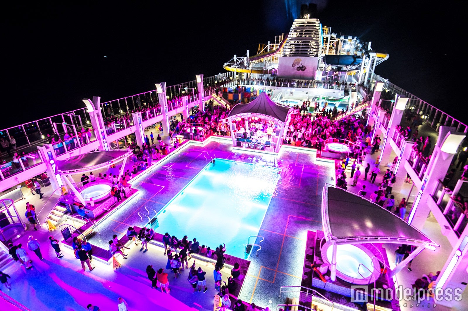 （C）モデルプレス