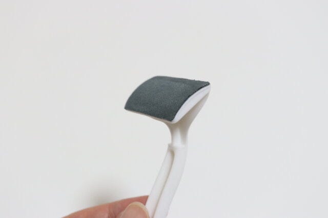 ダイソーの洗面台の鏡