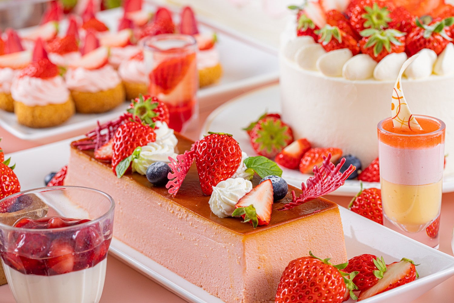 IMAIHAMA STRAWBERRY GARDEN ～スイーツ＆ランチブッフェ～／画像提供：東急ホテルズ