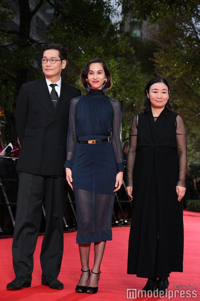 井浦新、水原希子、甲斐さやか監督(C)モデルプレス