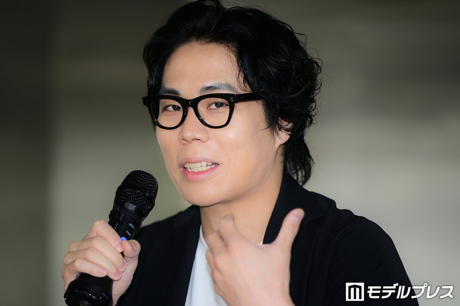 くるま（C）モデルプレス