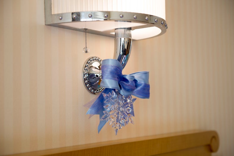 ベット上証明（C）Disney