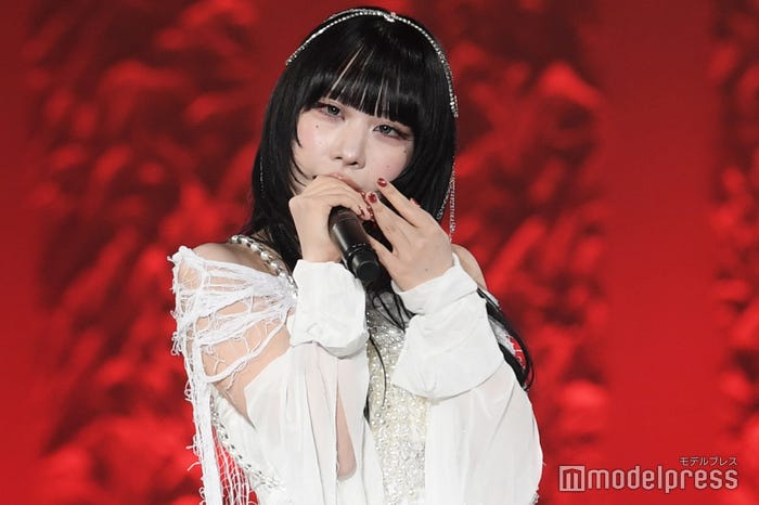 紫今(C)モデルプレス