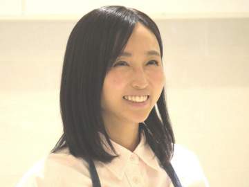 夫は「豊臣兄弟！」出演俳優、2児ママタレント 夫婦で娘の卒園式に メガネ姿でナチュラルに 息子の保育園卒園も報告