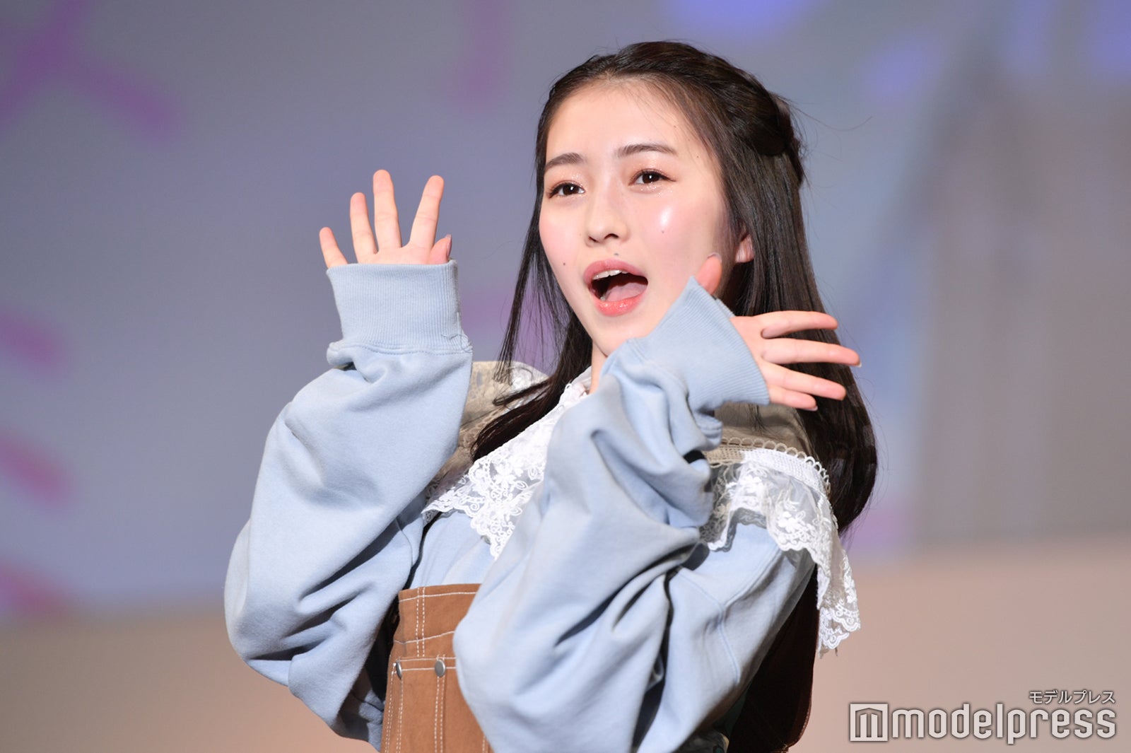 （C）モデルプレス