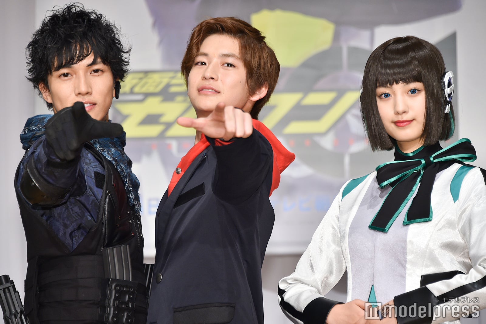 岡田龍太郎、高橋文哉、鶴嶋乃愛 （C）モデルプレス