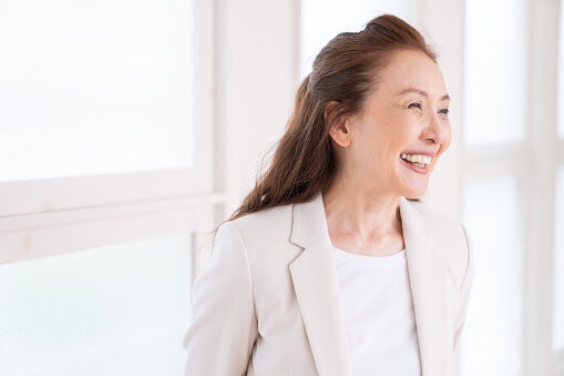 年を取るほど魅力的に！ おばさんになってからモテる女性の特徴5選