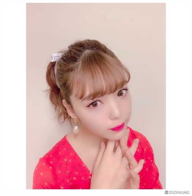 藤田ニコル「最近思いついた」ヘアアレンジを紹介「真似したい」「可愛い」と注目集まる
