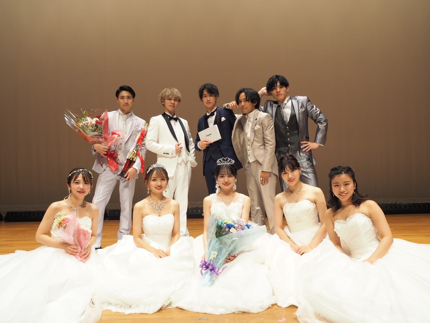 「ミス横国」「ミスター横国」ファイナリスト（提供写真）