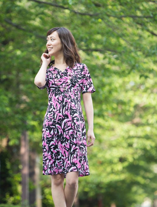 マットジャージ5分袖クラックプリントワンピース「TALBOTS」5,184円（税込）／画像提供：TALBOTS