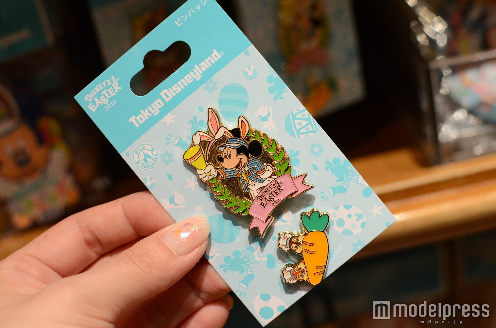 ピンバッジ￥,1500（C）モデルプレス