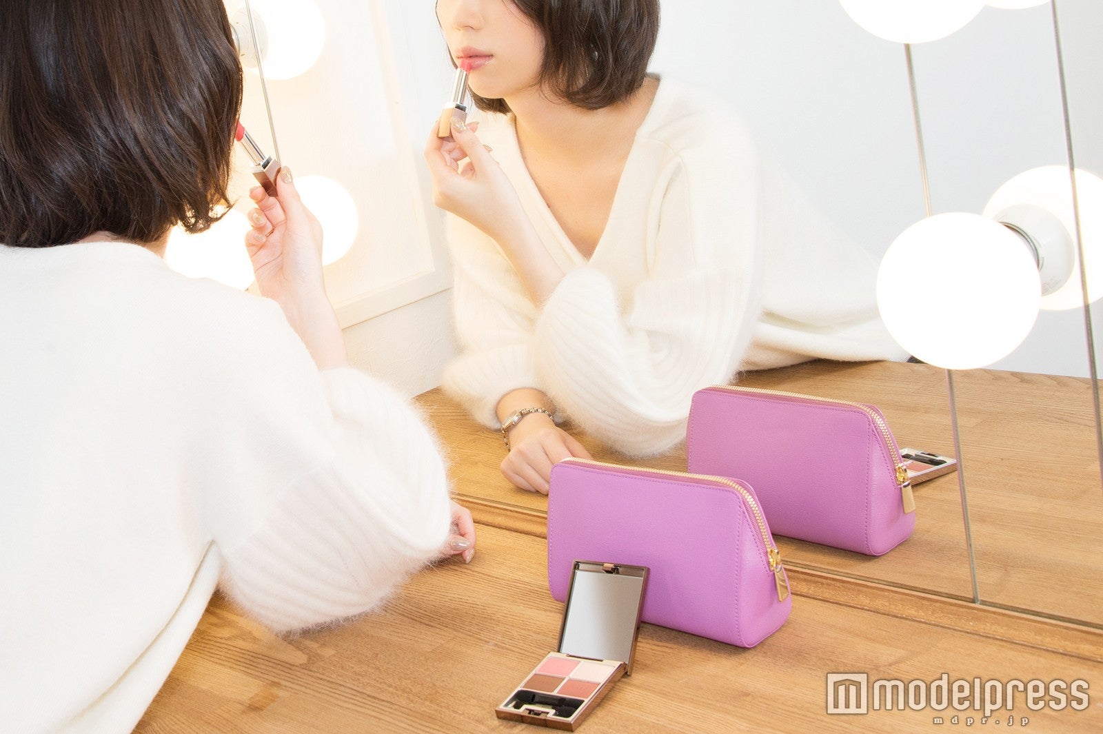 女子会こそ誰よりも可憐に決めたい（C）モデルプレス