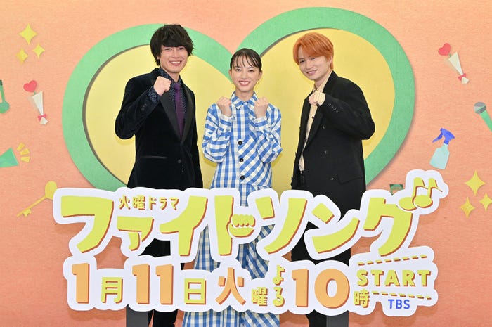 間宮祥太朗、清原果耶、菊池風磨(C)TBS