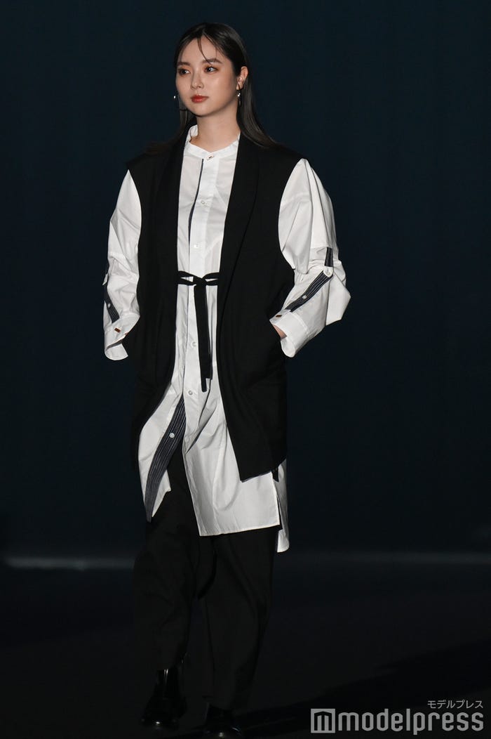 新川優愛(C)モデルプレス