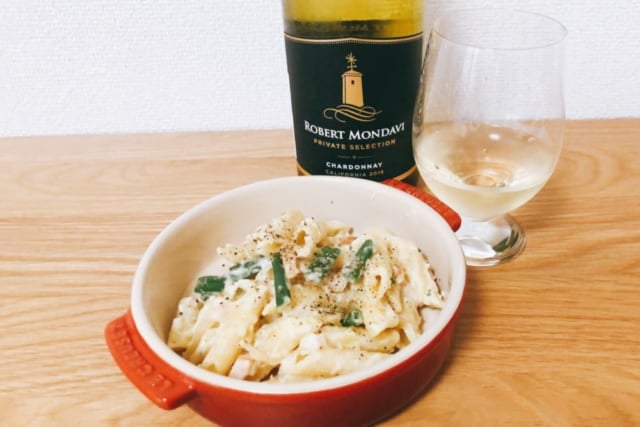 ロバート・モンダヴィ・シャルドネ とクリームペンネ