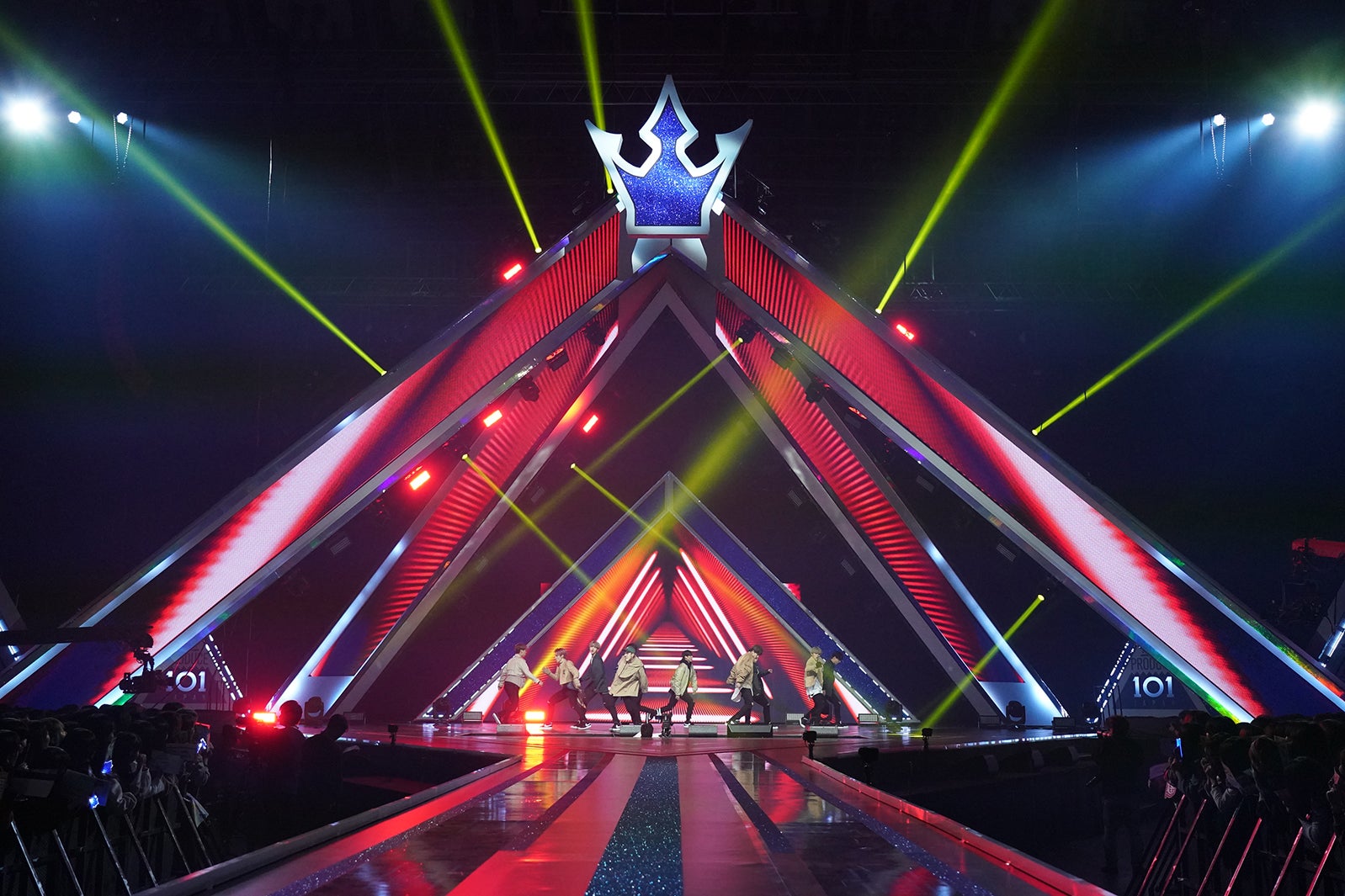 デビュー評価「GrandMaster」ステージ「PRODUCE 101 JAPAN」最終回（C）LAPONE ENTERTAINMENT