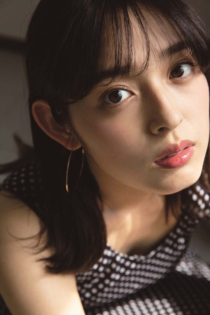 矢作穂香ファースト写真集より(提供写真)