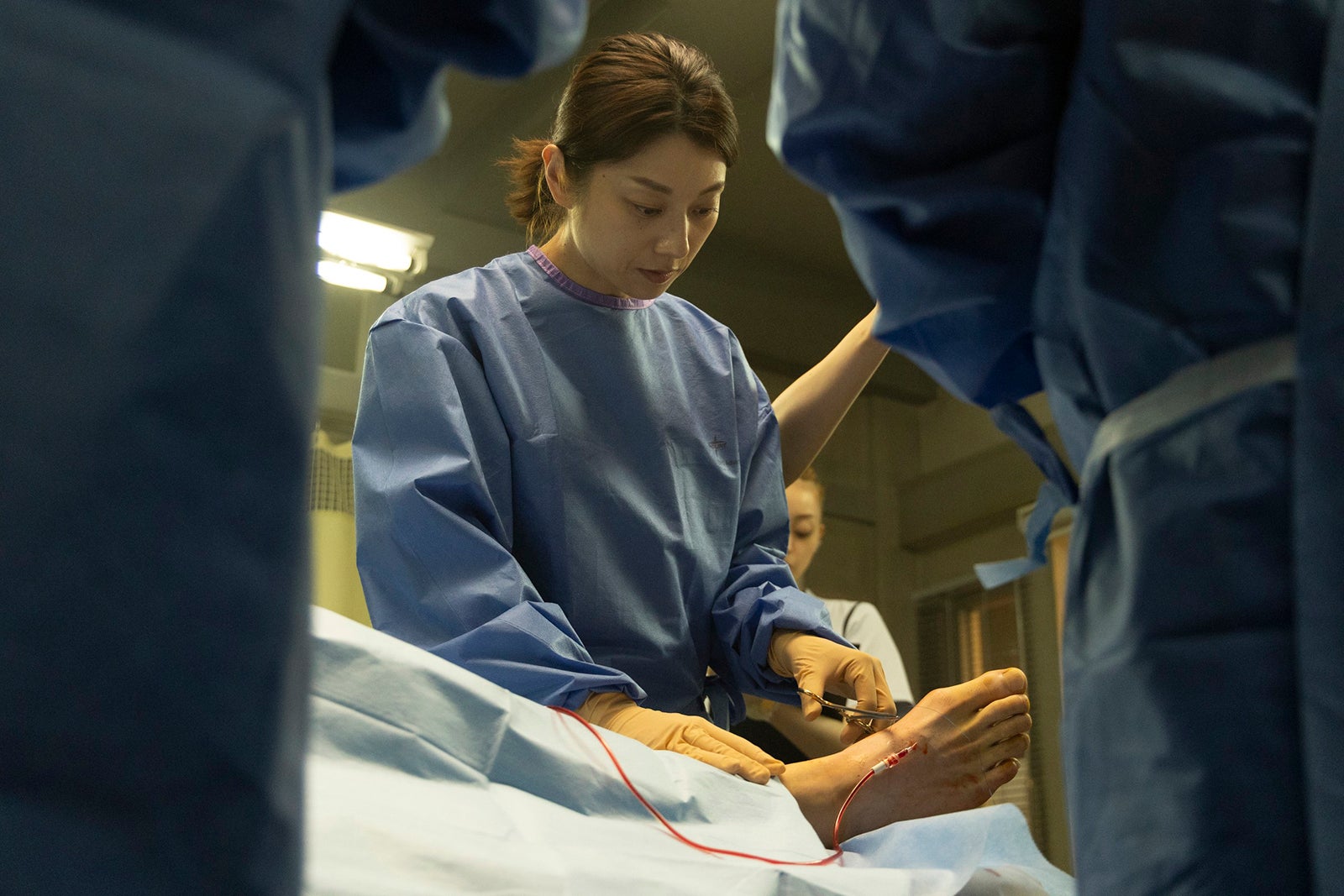 小池栄子「新宿野戦病院」第2話より（C）フジテレビ