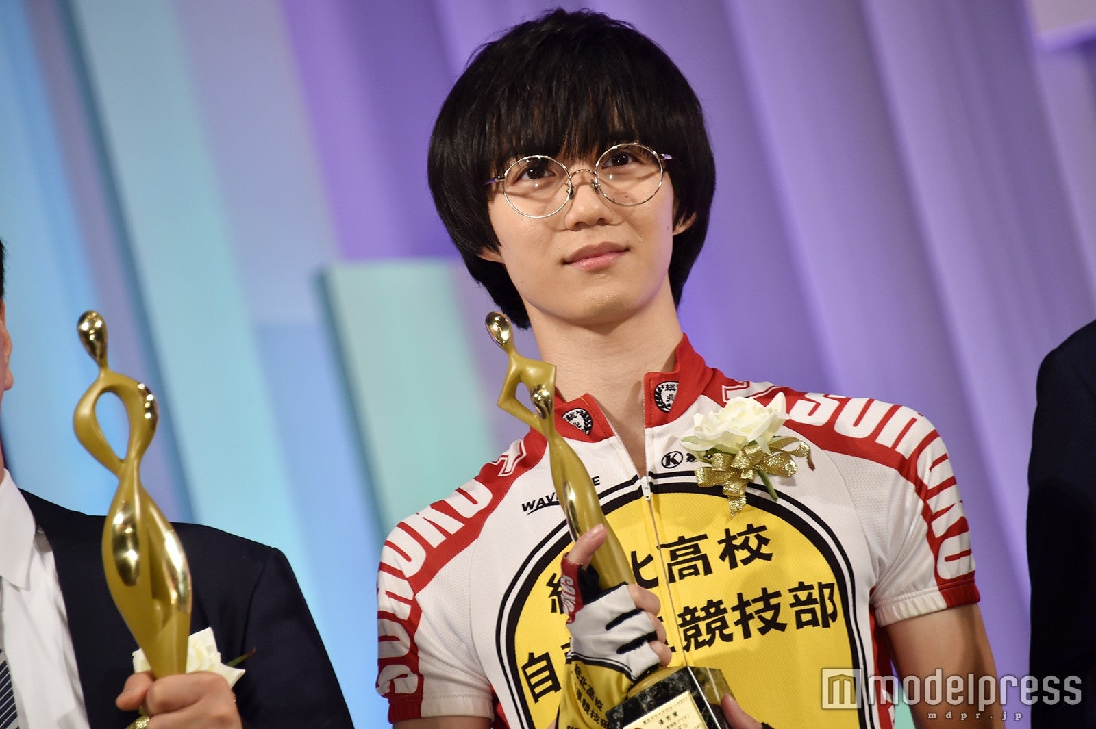 「弱虫ペダル」小越勇輝、登壇者唯一の役衣装で異彩放つ＜東京ドラマアウォード2017＞