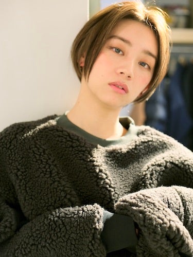 ショートカットに似合う春らしいヘアカラーって トレンドの髪色を大公開 モデルプレス ショートカットに似合う春らしいヘアカラーって トレンドの髪色を大公開 モデルプレス