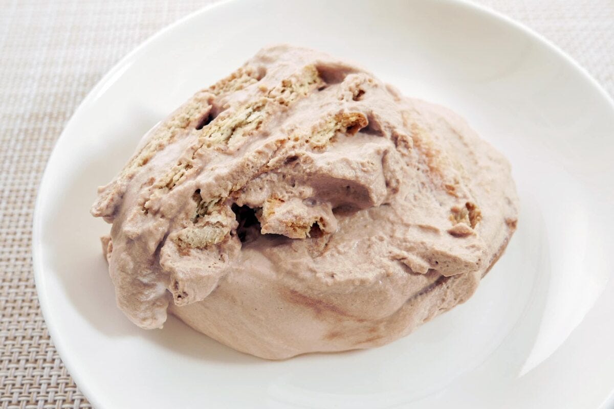 伝説の徹子ケーキ