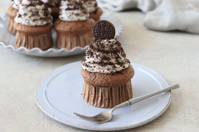 濃厚クッキークリームカップケーキ　レシピ　完成