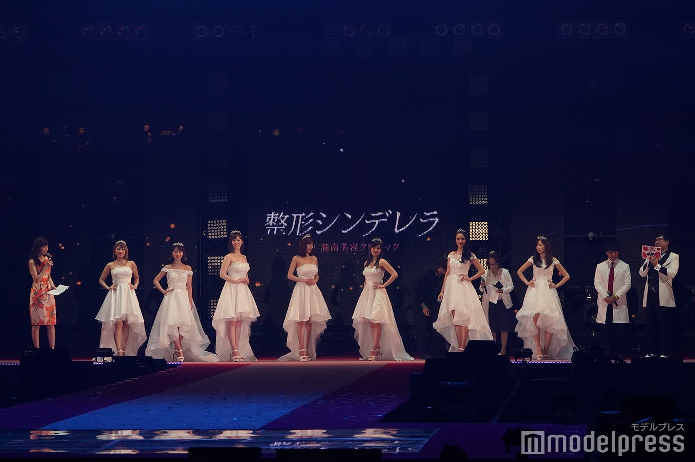 ファイナリスト7名が登場(C)モデルプレス