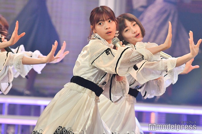 乃木坂46 西野七瀬ラスト紅白にサプライズ 公式お兄ちゃん バナナマンが感動の登場 紅白本番 モデルプレス 乃木坂46 西野七瀬ラスト紅白にサプライズ 公式お兄ちゃん バナナマンが感動の登場 紅白本番 モデルプレス