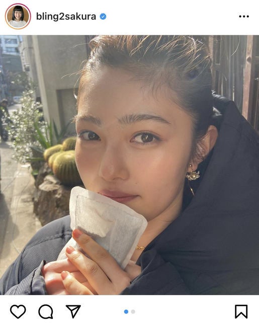 眉毛イメチェンで話題の井上咲楽 おでこを出したドアップショットに 超かわいい キラキラしてます の声 モデルプレス 眉毛イメチェンで話題の井上咲楽 おでこを出したドアップショットに 超かわいい キラキラしてます の声 モデルプレス