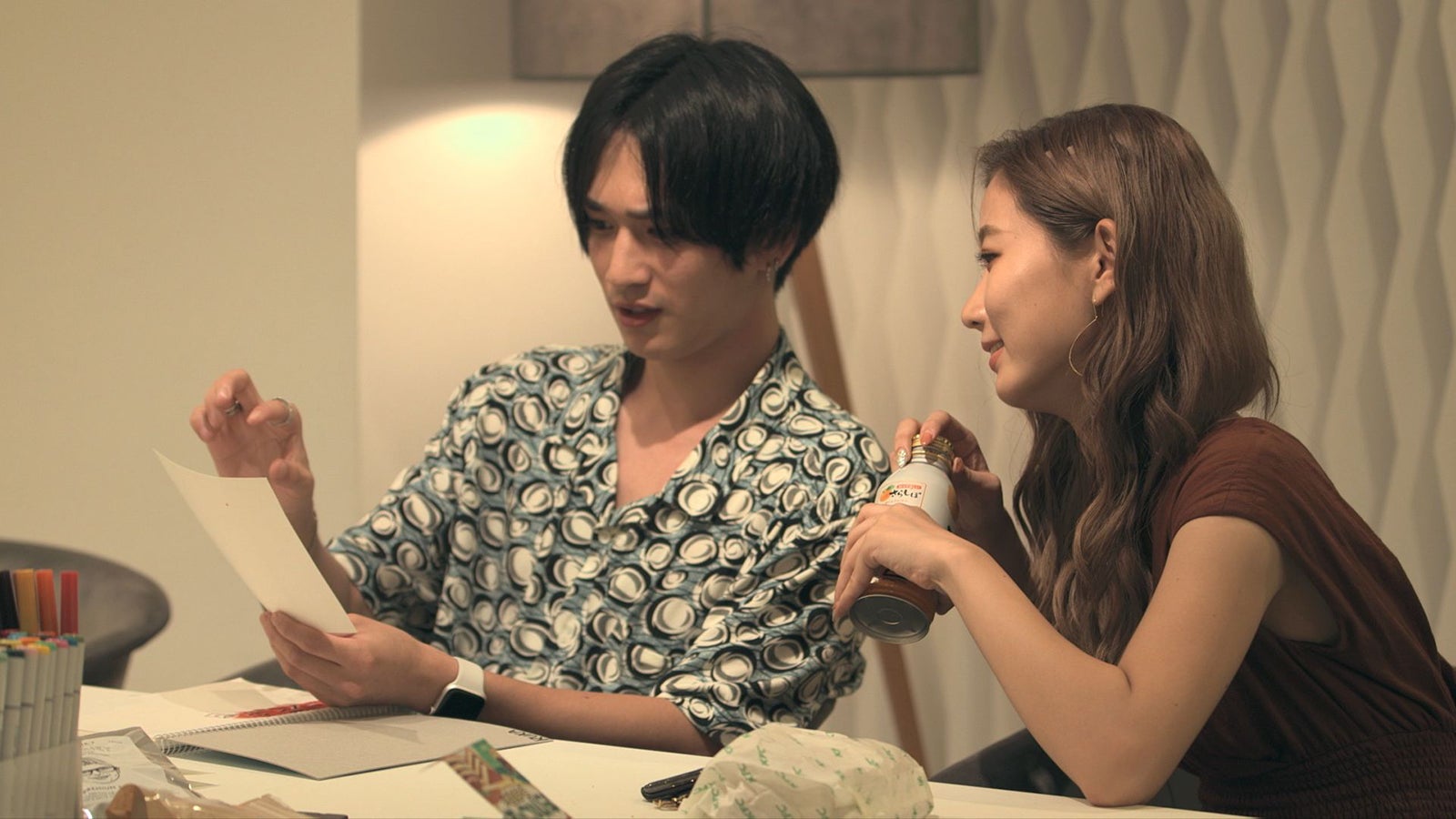 流佳、愛華「TERRACE HOUSE TOKYO 2019-2020」16th WEEK（C）フジテレビ／イースト・エンタテインメント