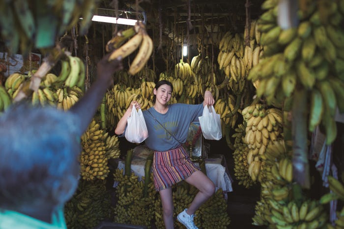 三吉彩花/写真集「わたし」(文藝春秋、2016年10月23日発売)より