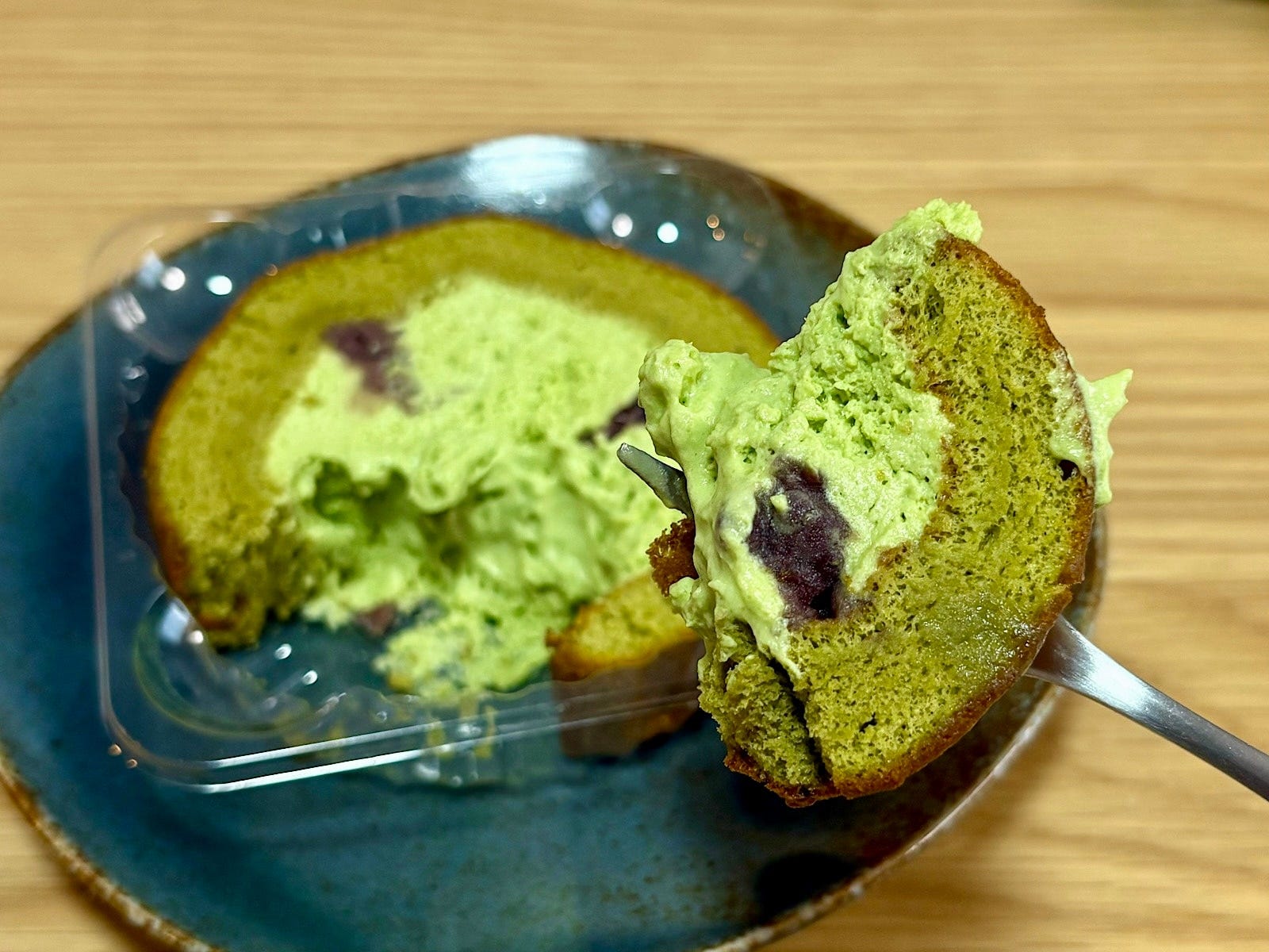 甘みと苦味のバランスが絶妙。ふわふわ食感もたまりません!