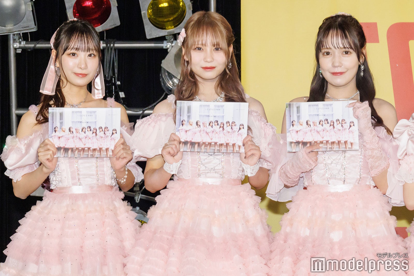 瀧脇笙古、大場花菜、諸橋沙夏（C）モデルプレス