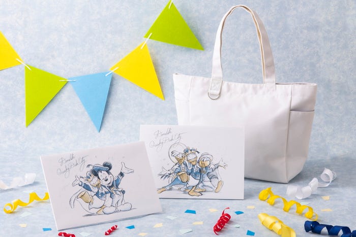 スペシャルグッズ(C)Disney