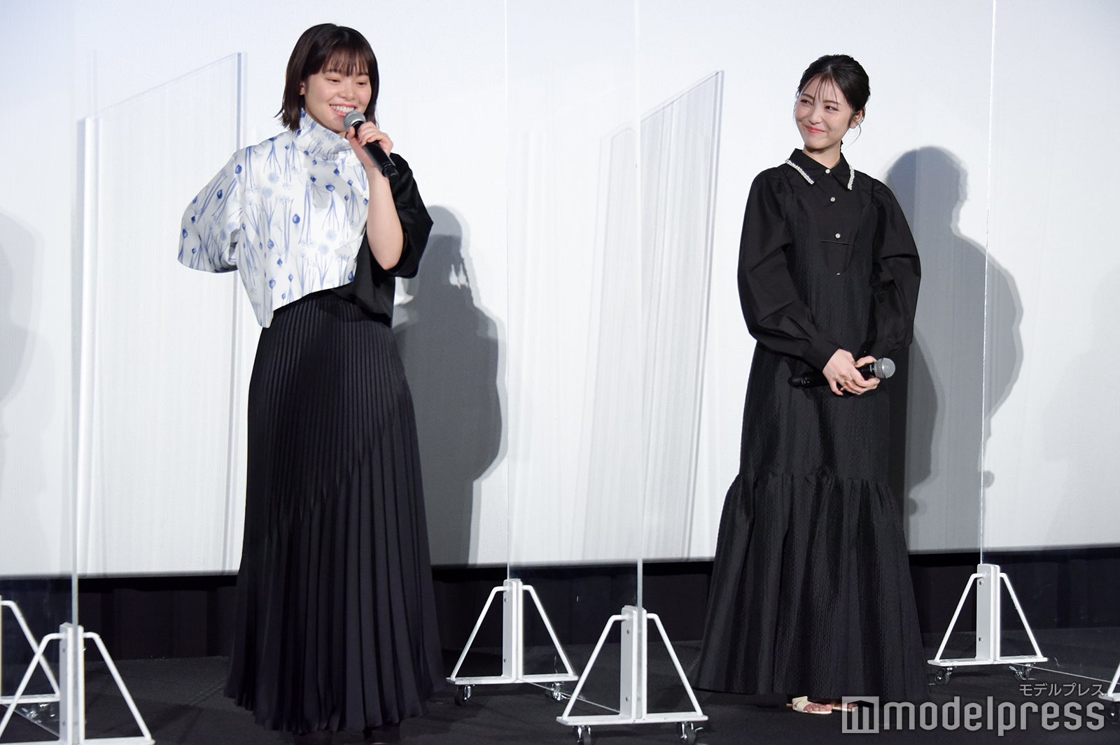 岸井ゆきの、浜辺美波