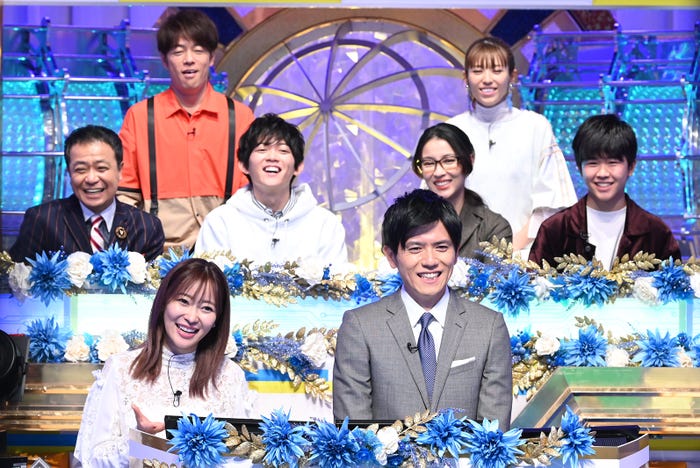 指原莉乃、青木源太日テレアナウンサー/11月28放送「クイズハッカー」より(C)日本テレビ