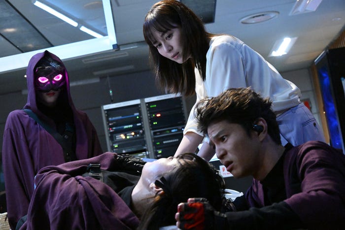 比嘉愛未、芝大輔「放送局占拠」第4話(C)日本テレビ