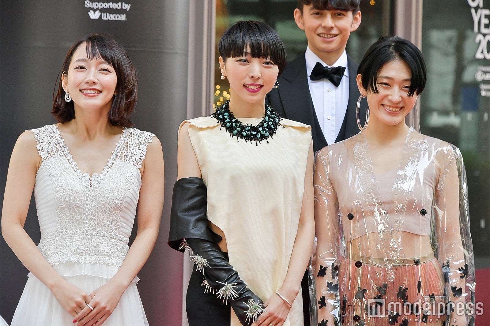 吉岡里帆、MIKIKO、コムアイ （C）モデルプレス