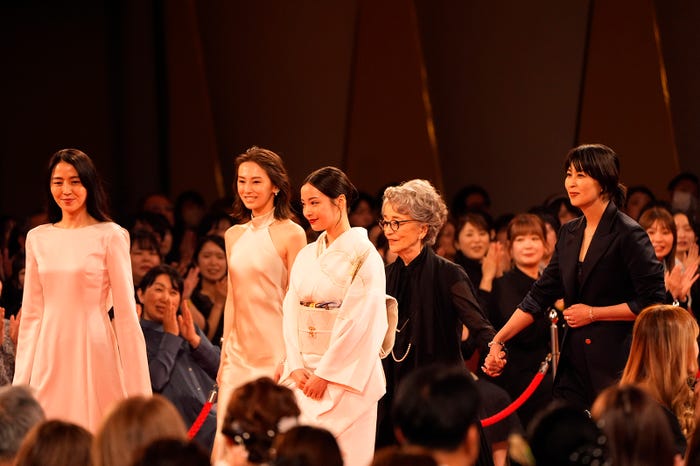 (C)日本アカデミー協会