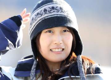 「誰かと思った」「モデルさんじゃんね」五輪沸かせた21歳金メダル美女が雰囲気激変 カルバン・クラインに身を包んだ姿に「可愛すぎて辛い」「写真集あるかも！？」