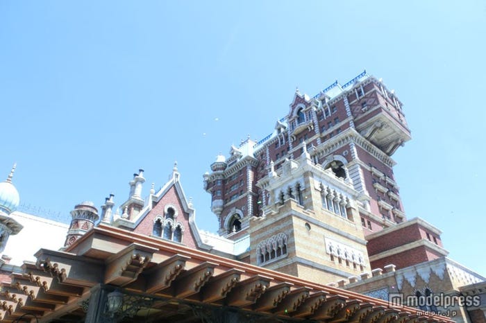 ディズニーのアトラクション撮影で可愛く映る方法 モデルプレス ディズニーのアトラクション撮影で可愛く映る方法 モデルプレス