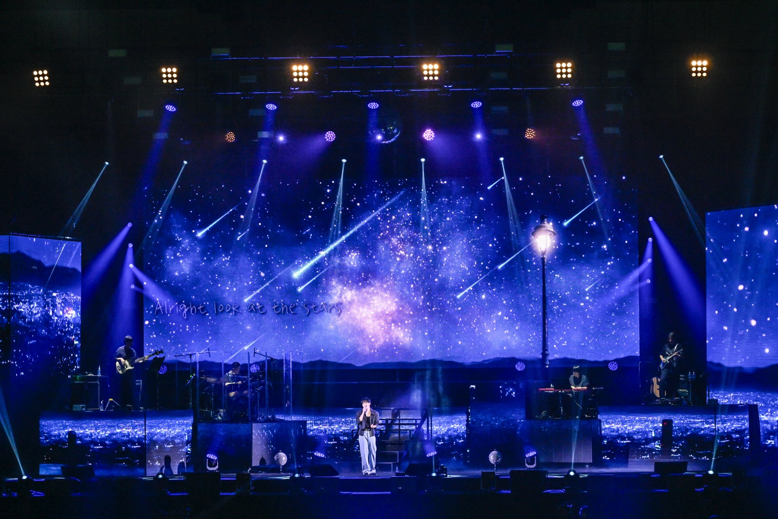 ドヨン（C）田中聖太郎写真事務所