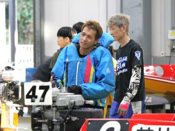 【ボート】大村G1 向かい風を味方に付けた佐々木康幸が4カドまくりで快勝