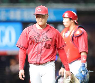 広島が2戦連続サヨナラ負けで2連敗 借金再び今季ワーストタイ12に 九回モンテロが起死回生同点2ランも延長十回に高が長谷川に劇打浴びる
