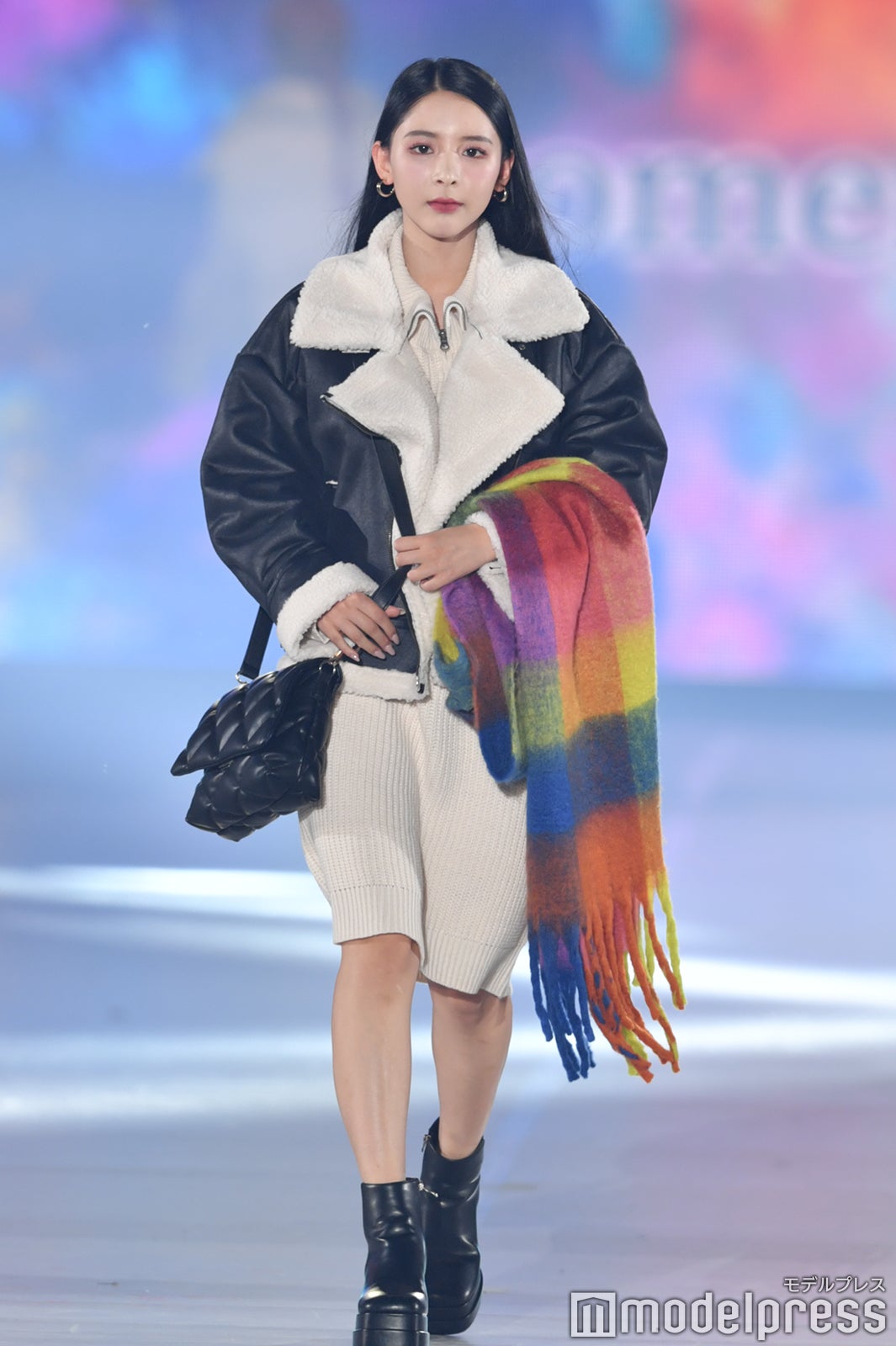 （C）モデルプレス