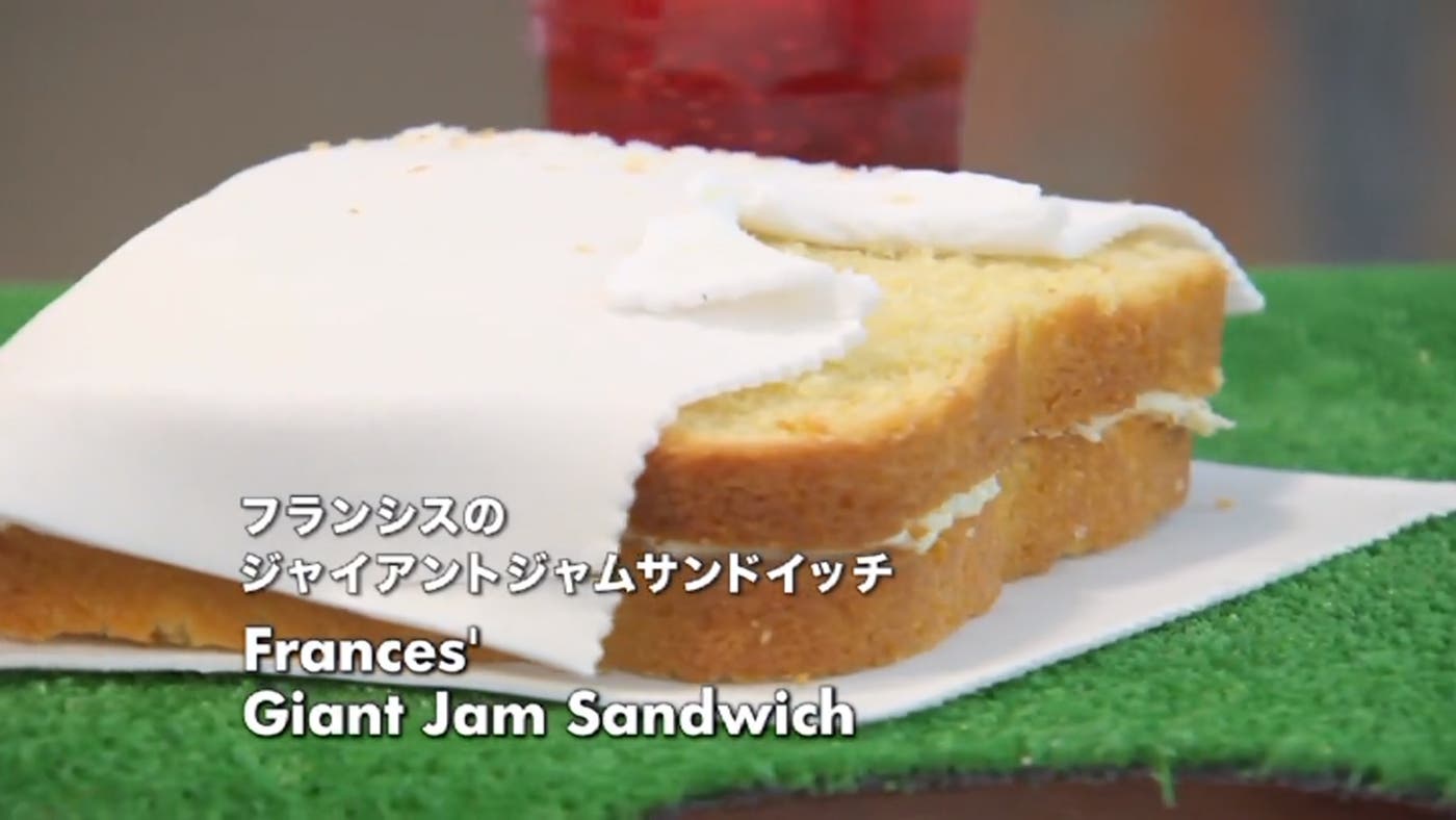 食欲をそそる作品が続々(「ブリティッシュ ベイクオフ」1話目キャプションより)