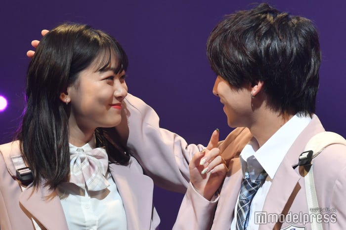 みとゆな、岡田蓮(C)モデルプレス
