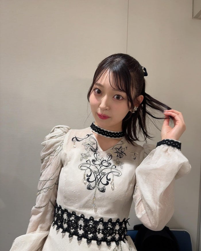 乃木坂46阪口珠美、初の写真集は“同期”久保史緒里がサポート「水着とかランジェリーとか初めてだったから…」