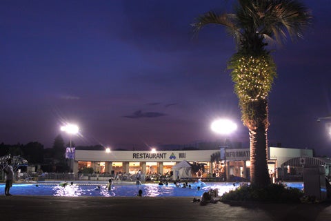 ナイトプール＆プレミアムビアガーデン